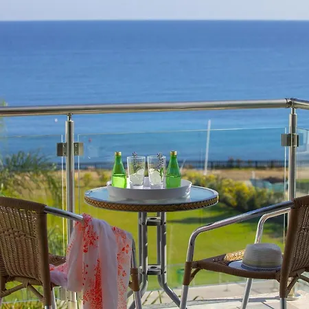 Coralli A 305 * Protaras