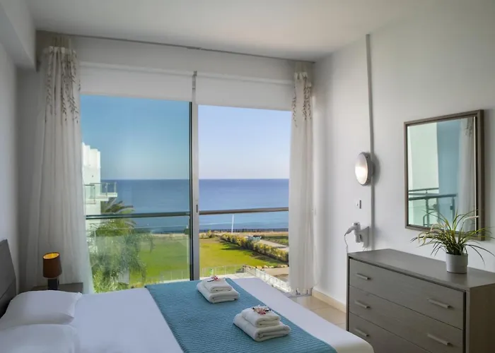 아파트 Coralli A 305 *