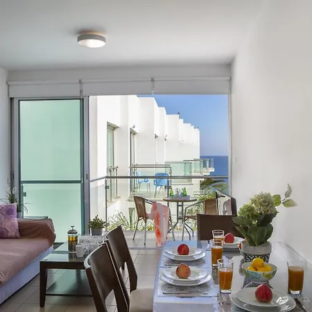 Coralli A 305 * プロタラス