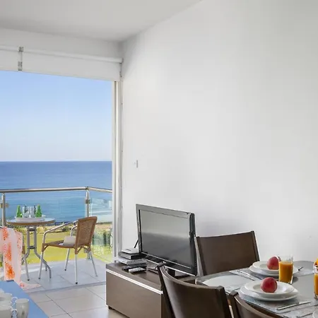 Coralli A 305 プロタラス