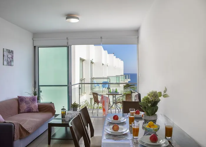 Coralli A 305 * פרוטאראס