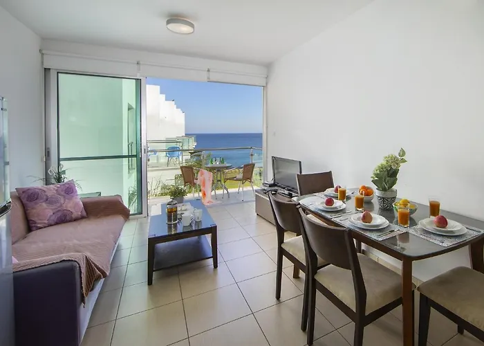 Coralli A 305 דירה *